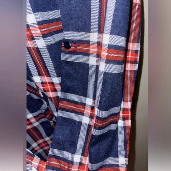 🆓Rich & Beautiful Like You Plaid Button Down Top🆓 - Picture 6 of 8